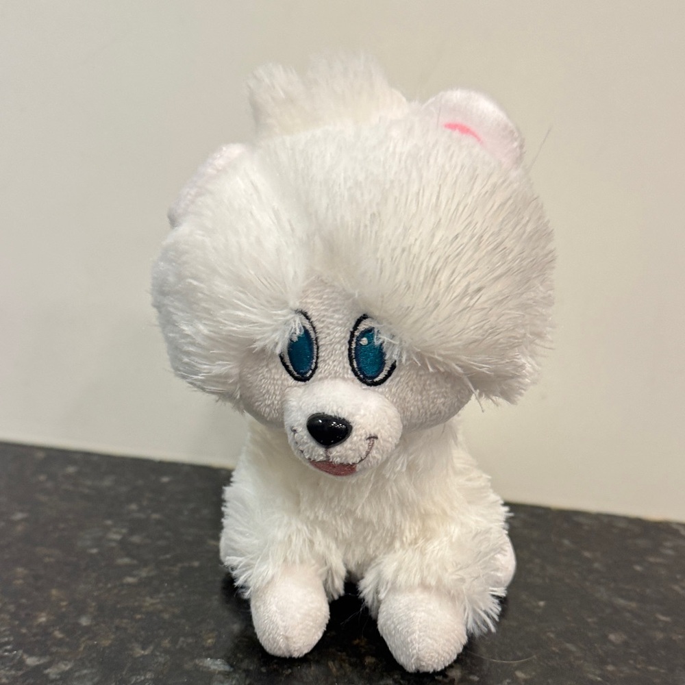 Disney Just Play Minnie’s Helpers-White Plush Toy -Dog with Blue Eyes